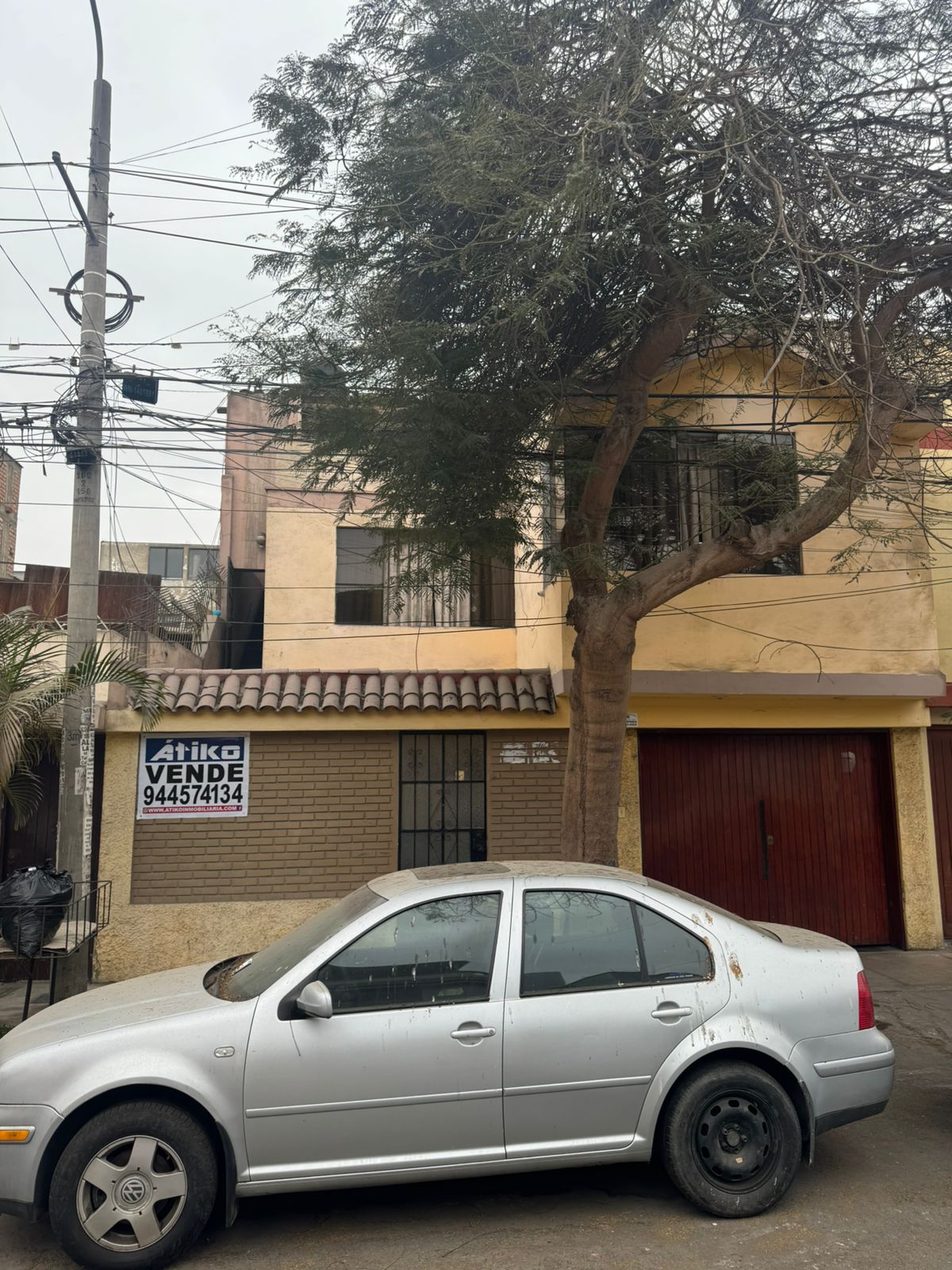 CASA 160 m2 3 PISOS 9 DOR 4 BAÑOS URB. EL TREBOL LOS OLIVOS $ 260.000